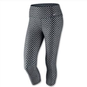 Nike Legend 2.0 Dri Fit Zig-Zag Capri Leggings Sz large